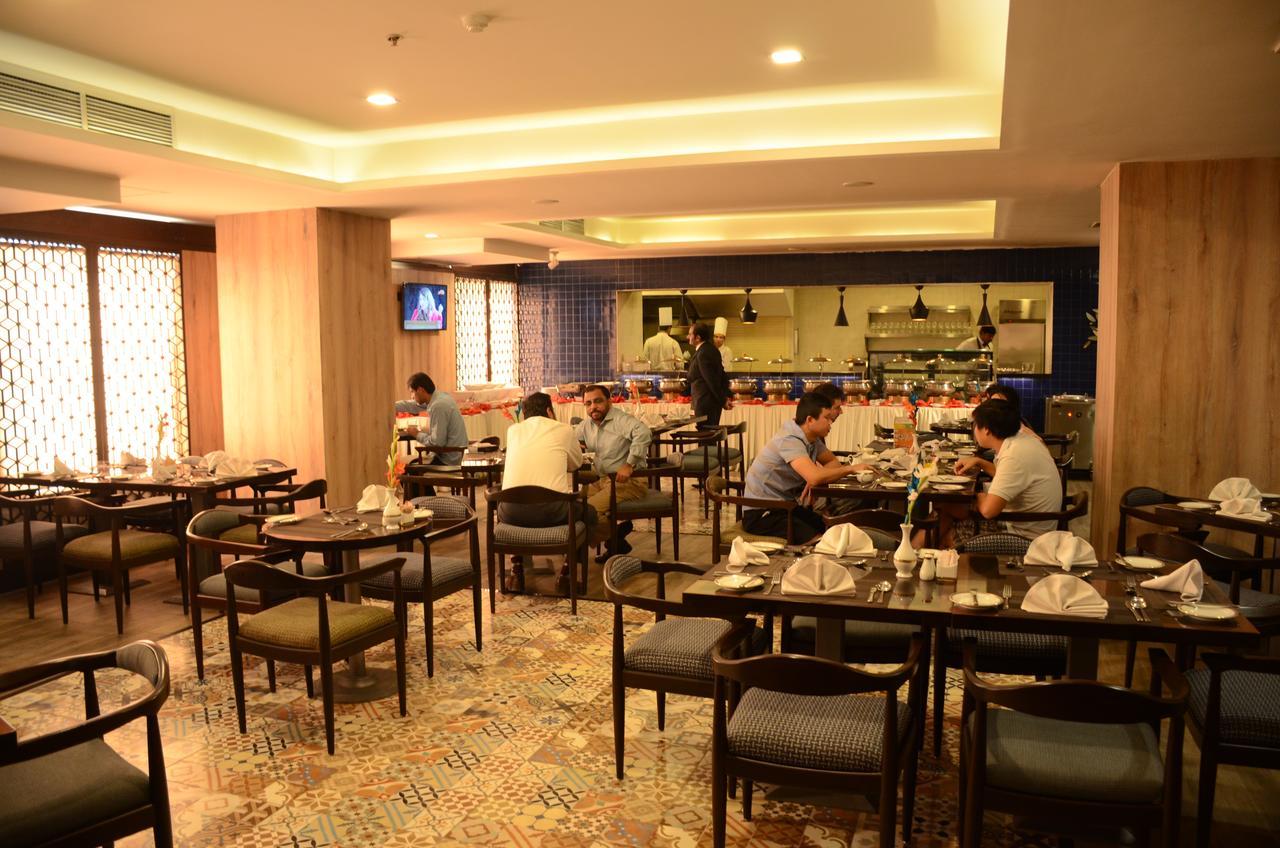 Hotel Dgates 라호르 외부 사진