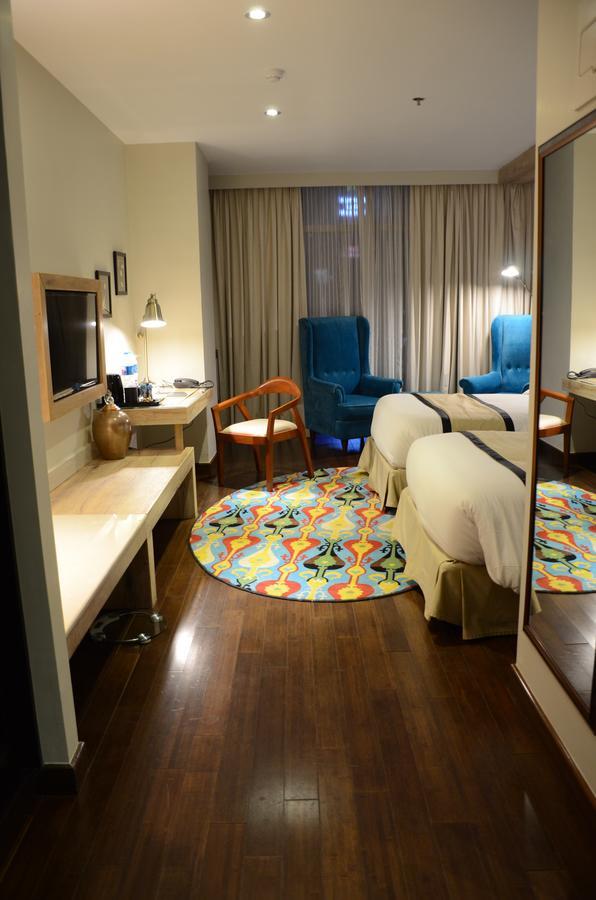 Hotel Dgates 라호르 외부 사진